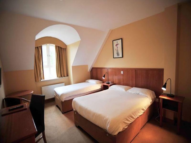 Kilkenny Inn ภายนอก รูปภาพ
