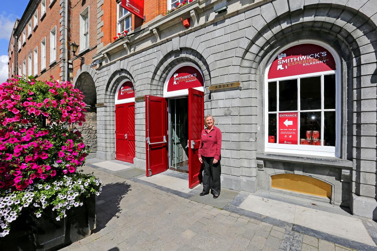 Kilkenny Inn ภายนอก รูปภาพ