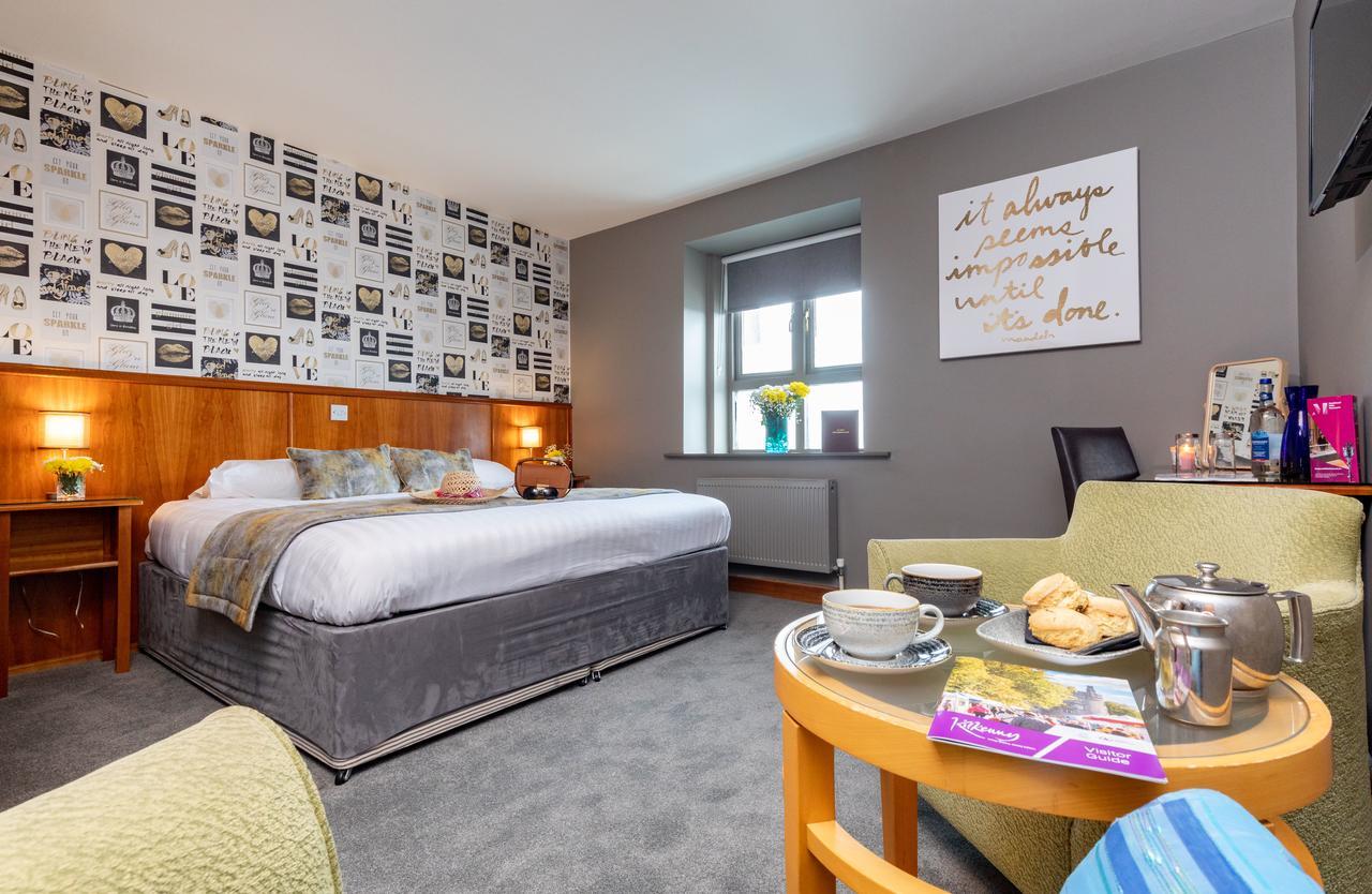 Kilkenny Inn ภายนอก รูปภาพ